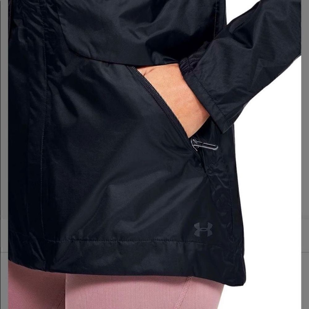 Under Armour Cloudstrike Shell Size M - Picture 3 of 5